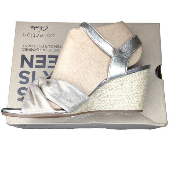 Clarks Margee Beth Wedge Sandal in Natural 9W NWT (Note on Color) - Picture 1 of 9